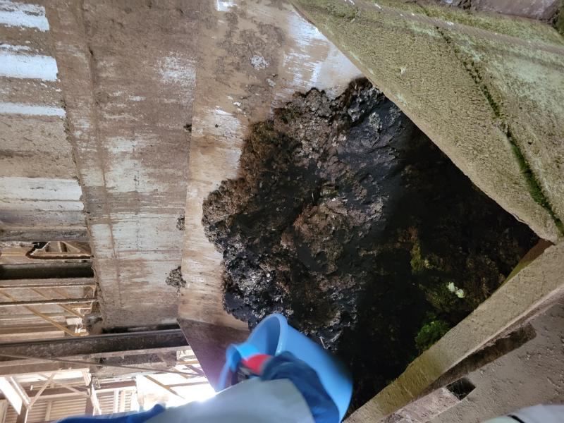先日広島市の鶏糞処理場にバクチャーアグリを投入させていただきました!