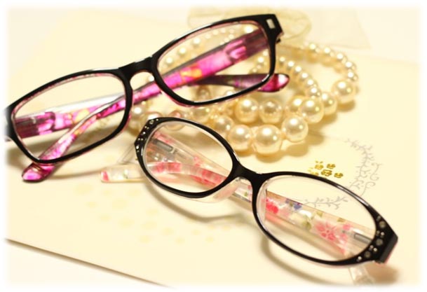 全国7000万人の市場を開拓! | シニアグラス・老眼鏡 | ラインナップ | 有限会社エール