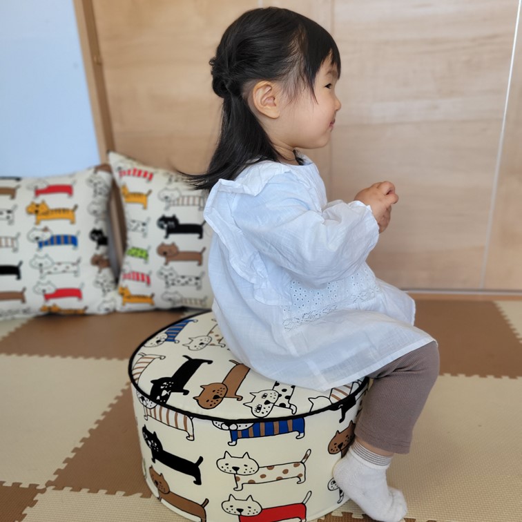 整列ねこ（国産クッション） | ラインナップ | マインドフルネスdays 有限会社エール