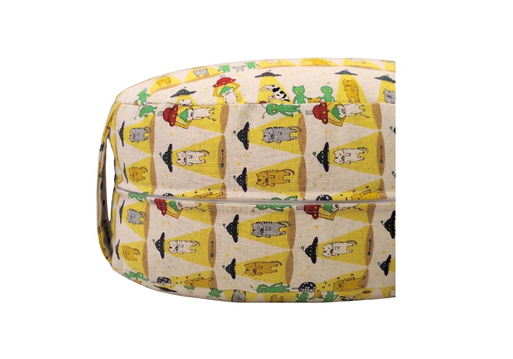 姿勢も良くなる正座クッション さらわれ猫・キナリ　(取っ手付) 関連画像2 | 商品紹介 | マインドフルネスdays 有限会社エール