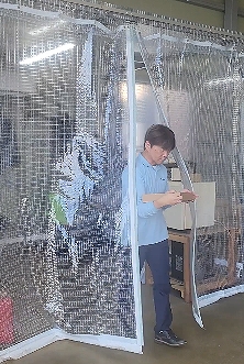 出入り