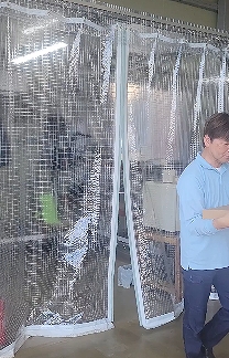 出入り